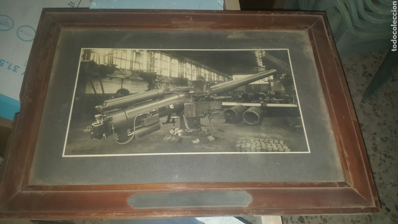 Militaria: equipo simple de 152,4 m/m en montaje de pedestal