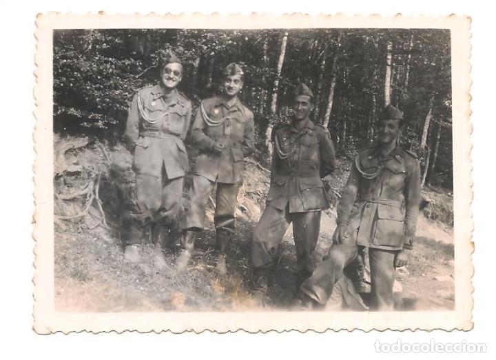 Militaria: SOLDADOS ESPA&Ntilde;OLES DE LAS MILICIAS UNIVERSITARIAS EN LOS A&Ntilde;OS 40