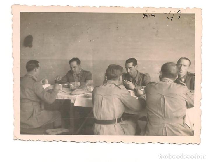 Militaria: SOLDADOS ESPA&Ntilde;OLES EN EL A&Ntilde;O 1949