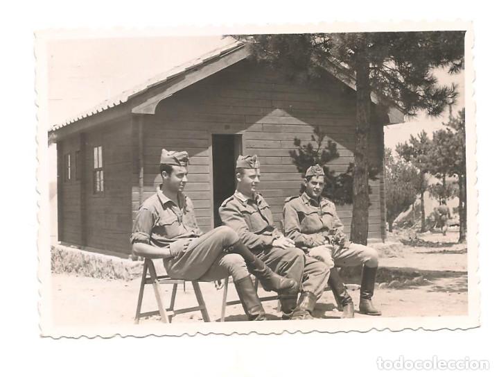 Militaria: SOLDADOS ESPA&Ntilde;OLES EN FECHA JULIO DE 1955
