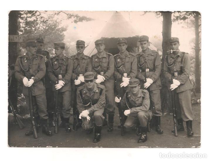 Militaria: SOLDADOS ESPA&Ntilde;OLES EN FECHA 30 DE AGOSTO DE 1960