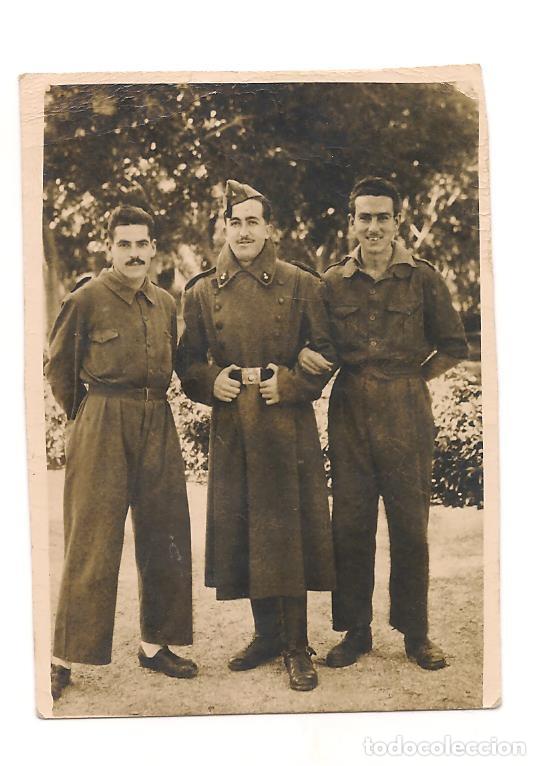 Militaria: SOLDADOS ESPA&Ntilde;OLES EN MELILLA EN FECHA DE DICIEMBRE DE 1946 - DEDICATORIA PARTE POSTERIOR