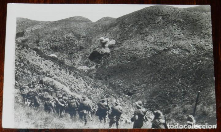 Military Antiques: FOTO POSTAL CAMAPA&Ntilde;A DEL RIF, COLUMNA MILITAR, EXPLOSION EN LA MONTA&Ntilde;A, NO CIRCULADA.