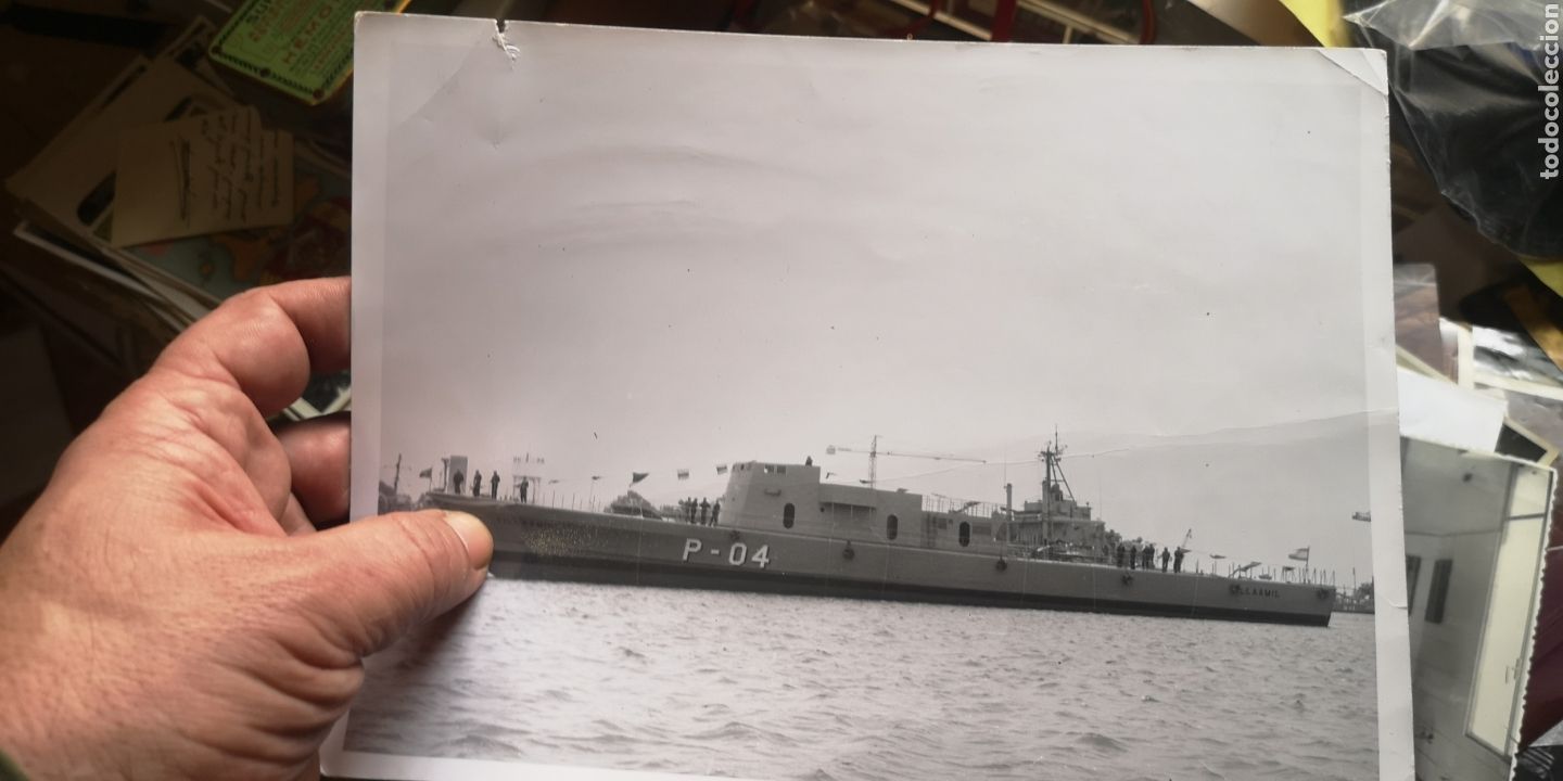 Militaria: Fotograf&iacute;a de la botadura del patrullero pesado Villamil 1975
