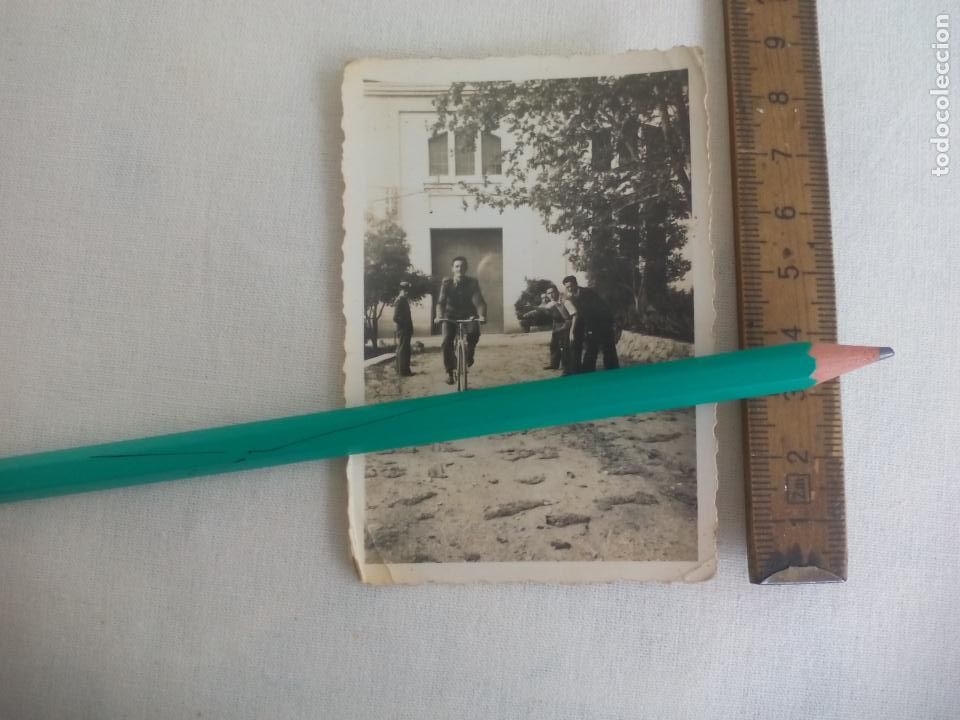 Militaria: ANTIGUA FOTOGRAF&Iacute;A, GUARDIA CIVIL EN BICICLETA.