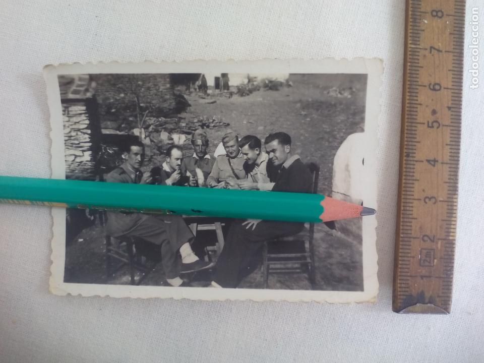 Militaria: ANTIGUA FOTOGRAF&Iacute;A, SOLDADOS COMIENDO, MILITARES. FOTO, ESTUDIO FOTOGRAFO APOITA ALMERIA