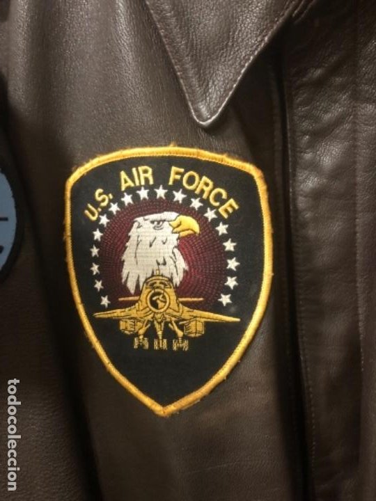 Militaria: Magnifica chaqueta de cuero militar americana, parches originales - Foto 4 - 247226360