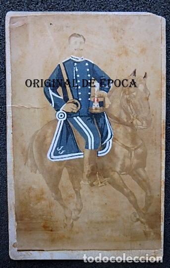 Militaria: (JX-210368)Fotografia coloreada de Oficial de Caballeria Reg.n&ordm;11, Siglo XIX.
