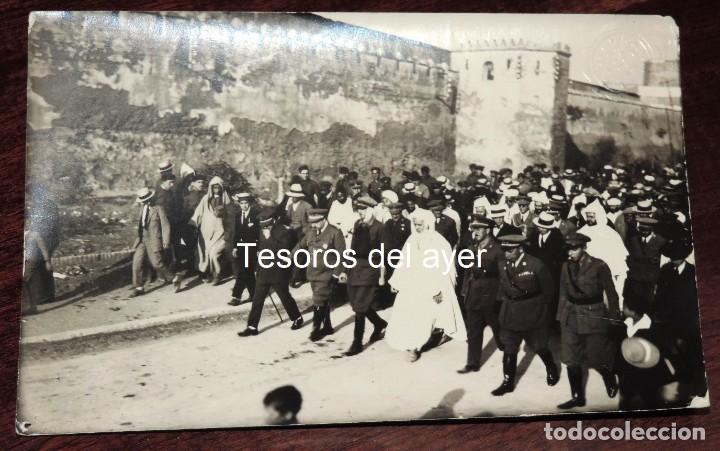 Militaria: FOTOGRAFIA DEL ENTIERRO DE TENIENTE CORONEL Buenaventura Hern&aacute;ndez Franc&eacute;s, Guerra de Africa, EL 11