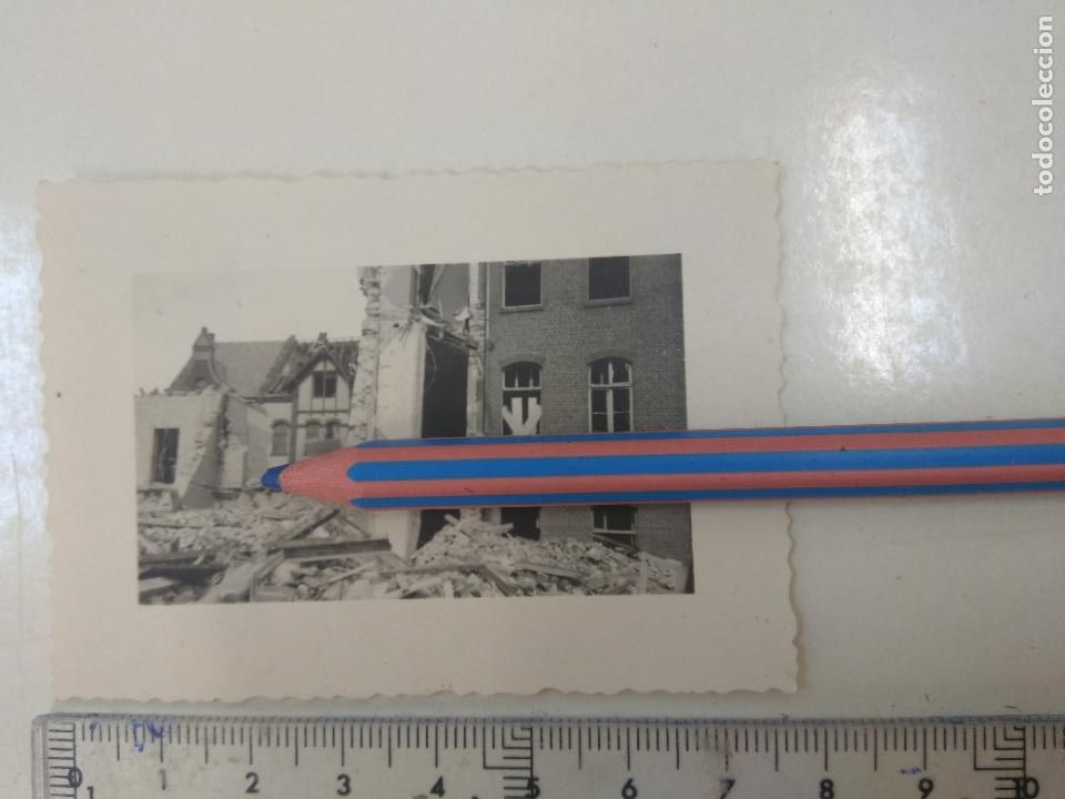 Militaria: FOTOS CREO QUE DE LOS A&Ntilde;OS 50. ALEMANIA, CASA DESTRUIDAS EN LA GUERRA , 8 x 5,6 cm