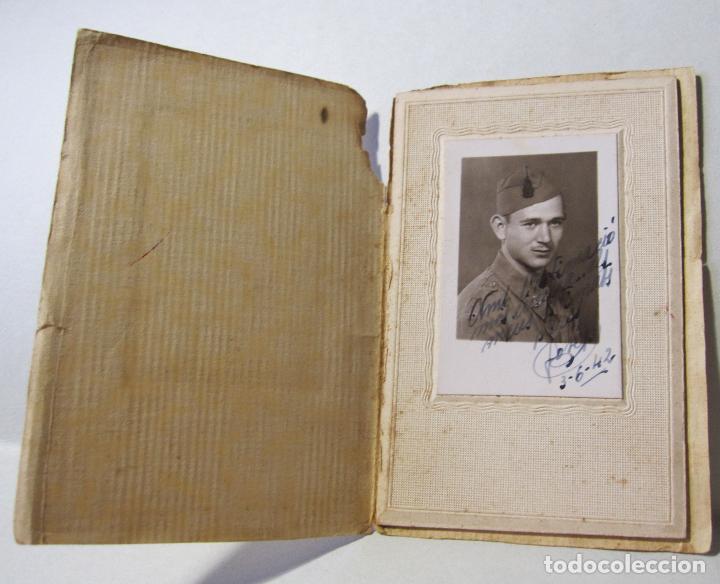 Militaria: FOTOGRAFIA MILITAR. 1942. CARPETILLA 9 X 6 CM