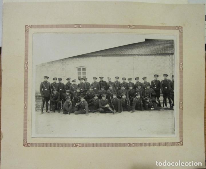 Militaria: FOTOGRAFIA - REGIMIENTO DE MILITARES - A&Ntilde;OS 30