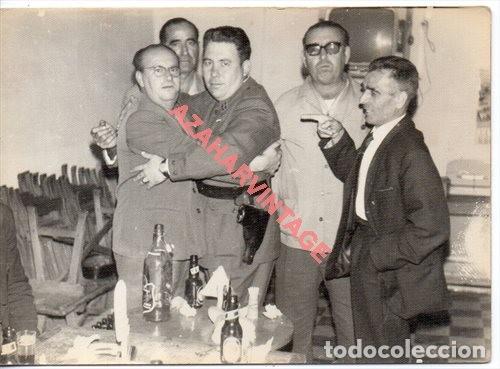 Militaria: ANTIGUA FOTOGRAFIA CELEBRACION, GUARDIA CIVIL, 105X75MM