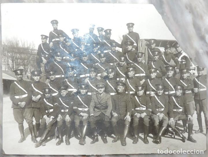 Militaria: FOTOGRAFIA DE REGIMIENTO DE ARTILLERIA, EPOCA ALFONSO XIII, MIDE 22 X 16,5 CMS.
