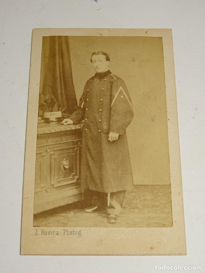 Militaria: FOTOGRAFIA CDV MILITAR FOT. L ROVIRA, POCAS SE&Ntilde;ALES DE USO