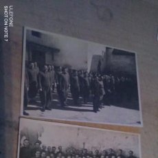 Militaria: 2 FOTOS DE 1942 DE FORMACION DE FALANGISTAS Y MILITARES