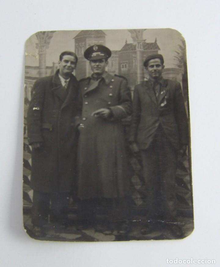 Militaria: FOTOGRAFIA DE OFICIAL DEL EJERCITO ESPA&Ntilde;OL, A&Ntilde;OS 40, MIDE 8 X 6 CMS.