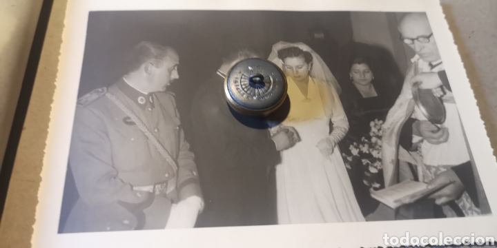 Militaria: Fotograf&iacute;a de los a&ntilde;os 40 de teniente de la Guardia de Franco en el d&iacute;a de su boda