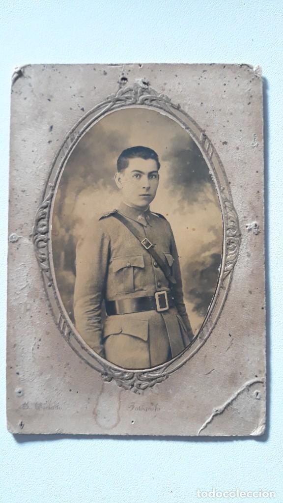 Militaria: ALUMNO ACADEMIA DE CARABINEROS DEL ESCORIAL. Foto. S. QUESADA. Fechada en 1935