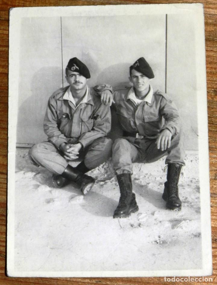 Military Antiques: FOTOGRAFIA DE PARACAIDISTAS, BRIPAC, MIDE 10,5 X 7,2 CMS.