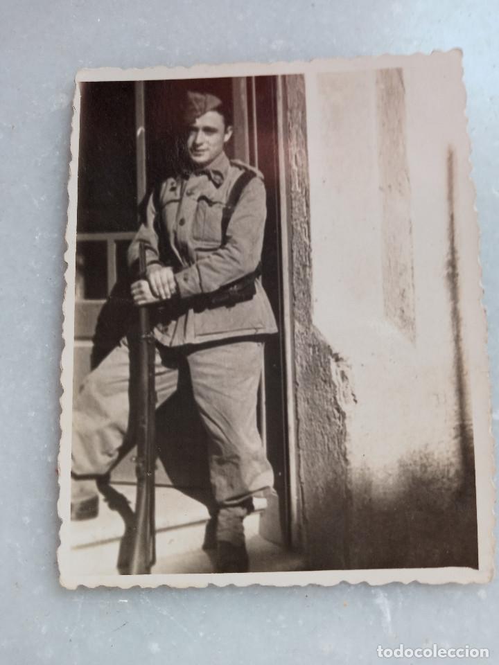 Militaria: SOLDADO ESPA&Ntilde;OL A&Ntilde;OS 40/50