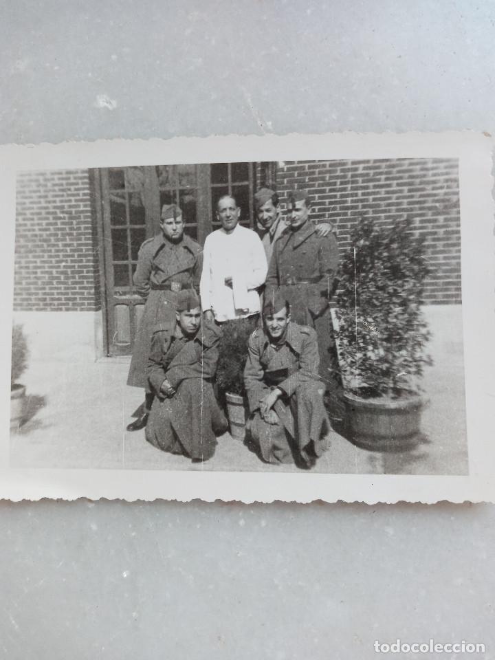 Militaria: SOLDADOS ESPA&Ntilde;OLES EN FECHA 8 DE MARZO DE 1942