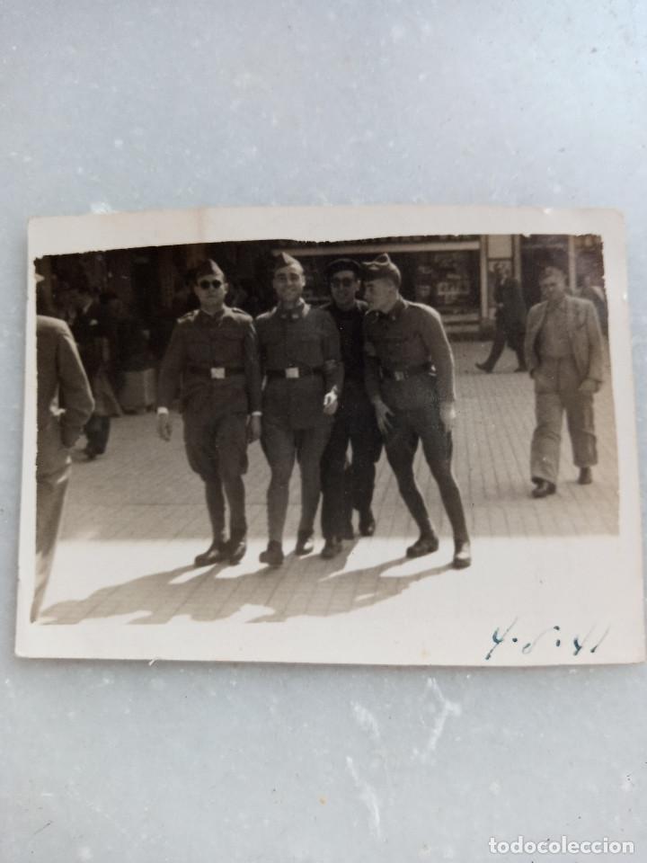 Militaria: SOLDADOS ESPA&Ntilde;OLES EN FECHA 4 DE MAYO DE 1941