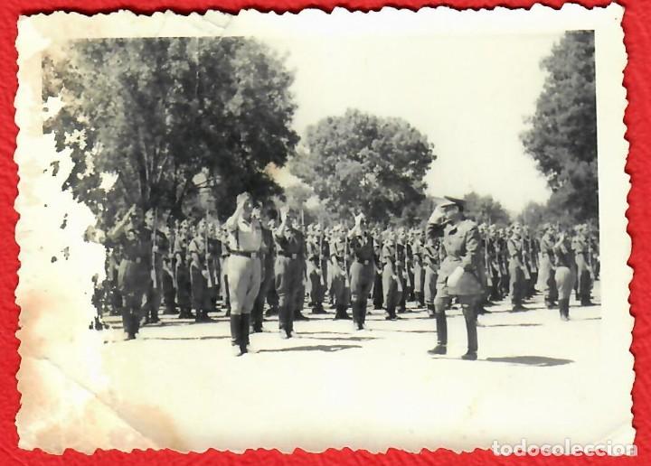 Military Antiques: Soldados espa&ntilde;oles Revista de armas Formacion - A&ntilde;os 40 - Postguerra - Epoca Generalisimo Franco