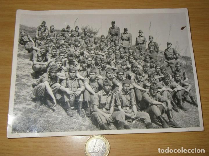 Militaria: Fotograf&iacute;a de el Ferral 1967. 13 x 18 cm.