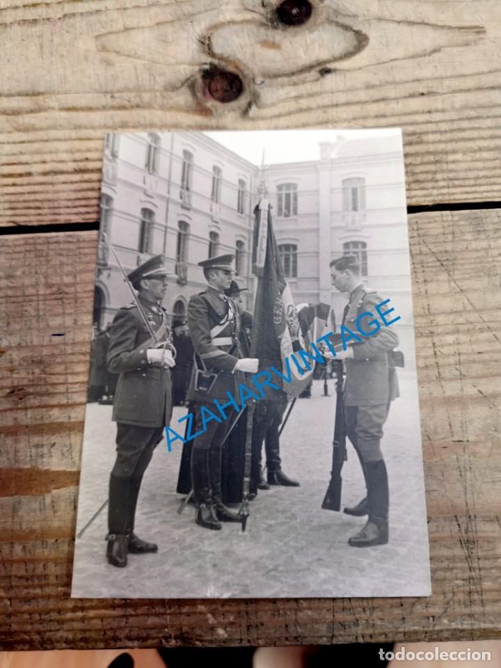 Militaria: ANTIGUA FOTOGRAFIA, JURA DE BANDERA, ACADEMIA GENERAL, 11X16 CMS