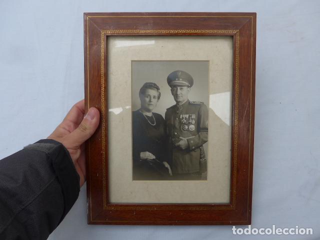 Militaria: * Antigua fotografia de teniente coronel, con medallas de guerra civil, original. ZX