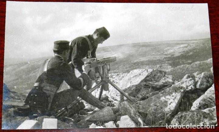 Militaria: FOTOGRAFIA DE EL REGIMIENTO DE SABOYA, ESCUELAS PRACTICAS DE AMETRALLADORAS, EL ESCORIAL, SIERRA DE
