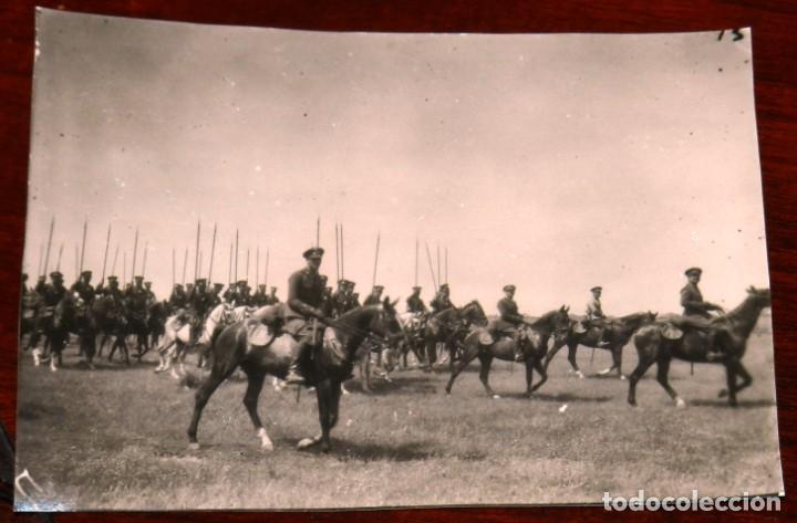 Militaria: FOTOGRAFIA DE CABALLERIA, EJERCICIOS MILITARES, A&Ntilde;OS 1920 / 30, MIDE 11 X 8 CMS.