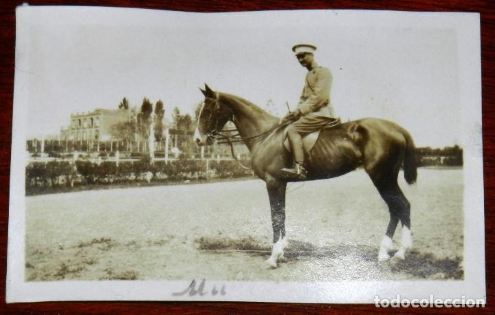 Military Antiques: FOTOGRAFIA DE OFICIAL DE CABALLERIA, A&Ntilde;OS 1920 APROX., MIDE 6,5 X 4,5 CMS.