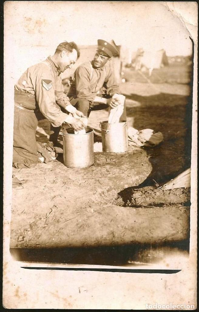 Militaria: 1862 Militar&iacute;a Argentina Soldados juntos lavando su ropa interior en Campo de Mayo Foto Postal 1928