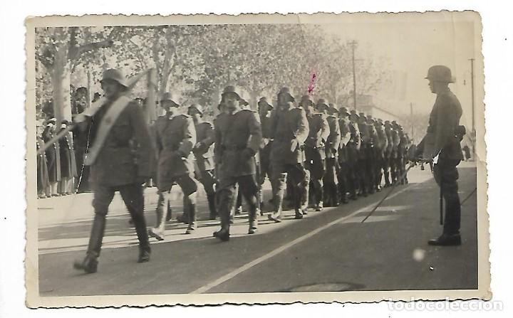 Militaria: PD- FOTOGRAFIA ANTIGUA - DESFILE MLITAR EN ARGENTINA