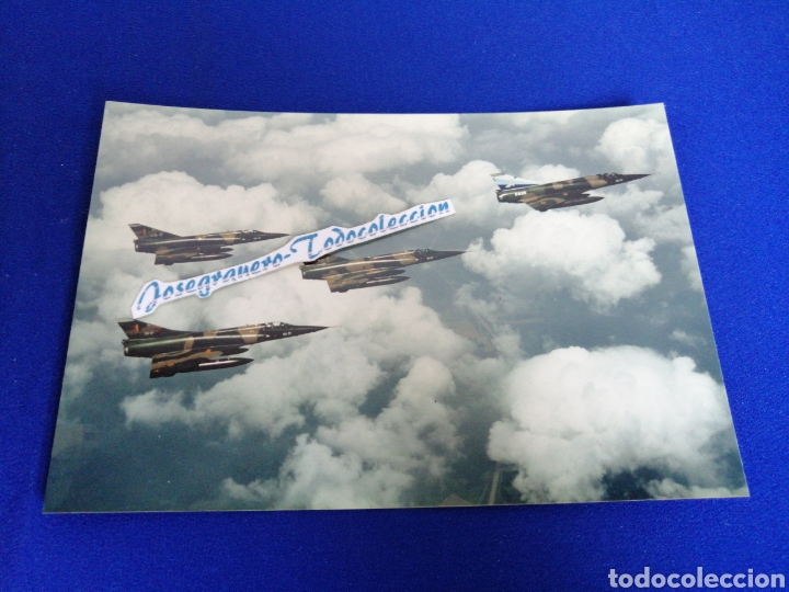 Militaria: AVIONES DE COMBATE EJ&Eacute;RCITO FOTOGRAFIA EN VUELO