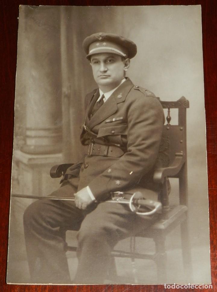 Military Antiques: ANTIGUA FOTOGRAFIA DE TENIENTE DE ARTILLERIA, MIDE 17,5 X 11,5 CMS.
