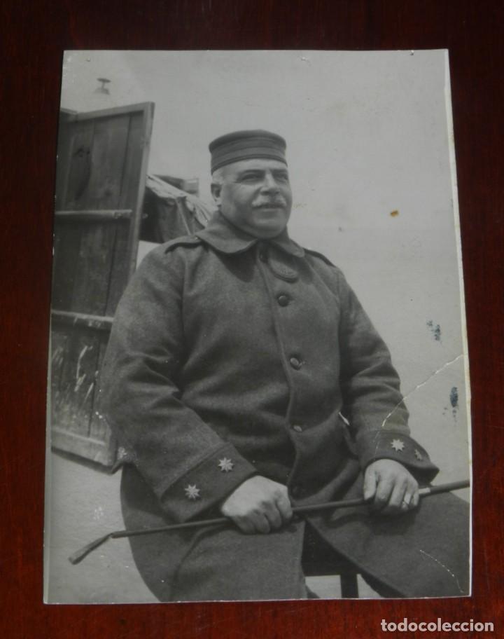 Militaria: FOTOGRAFIA DE TENIENTE CORONEL EN MELILLA, GUERRA DEL RIF, MIDE 11,5 X 8,5 CMS.