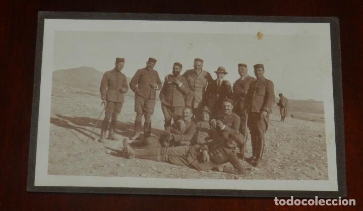 Militaria: FOTOGRAFIA DE OFICIALES EN MARRUECOS, GUERRA DEL RIF, MIDE 12 X 7,5 CMS.