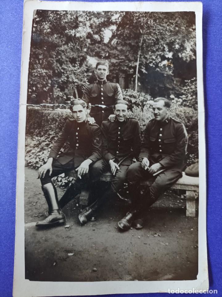 Militaria: Foto postal Guardias de asalto Republica