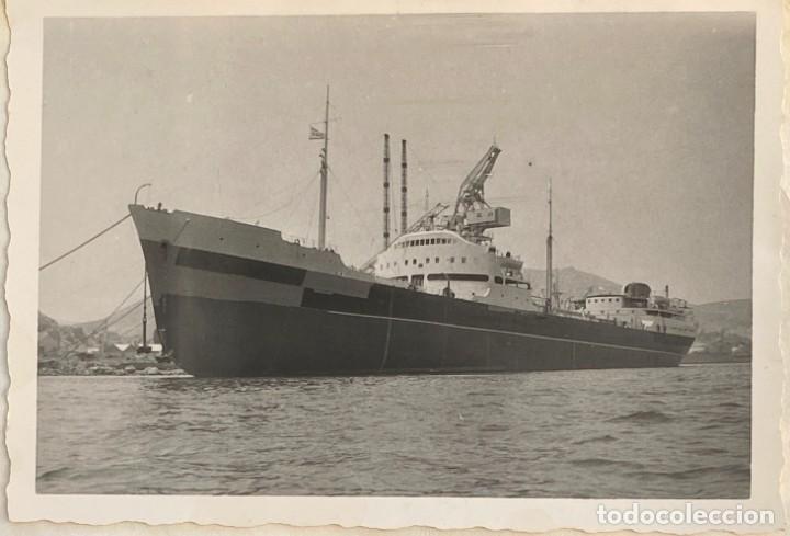 Military Antiques: FOTOGRAFIA DE BARCO EN LAS COSTAS ESPA&Ntilde;OLAS, MIDE 10 X 7 CMS.