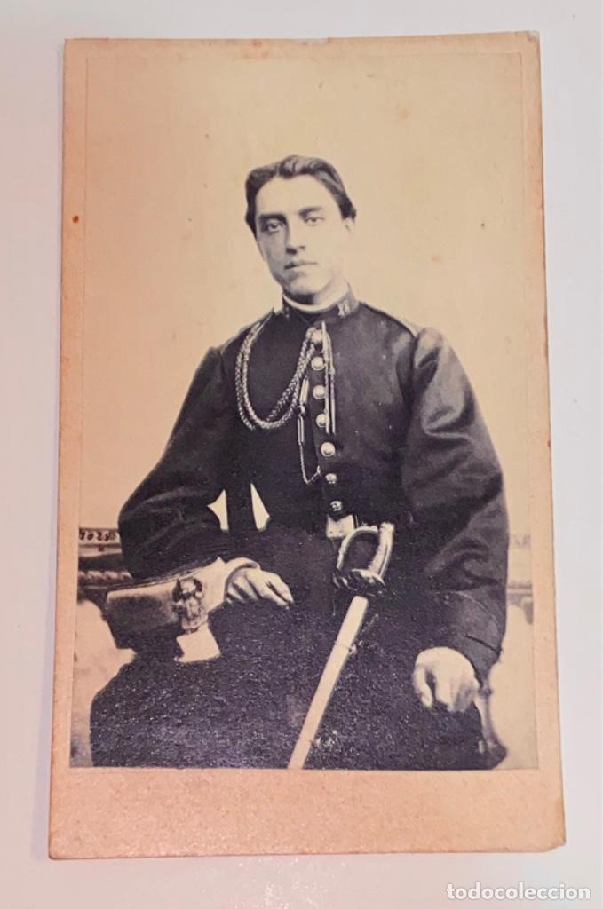 Militaria: ANTIGUA FOTOGRAF&Iacute;A DE UN MILITAR, FOTOGRAF&Iacute;A MADRILE&Ntilde;A ANGULO BRUGADA, FINALES SIGLO XIX