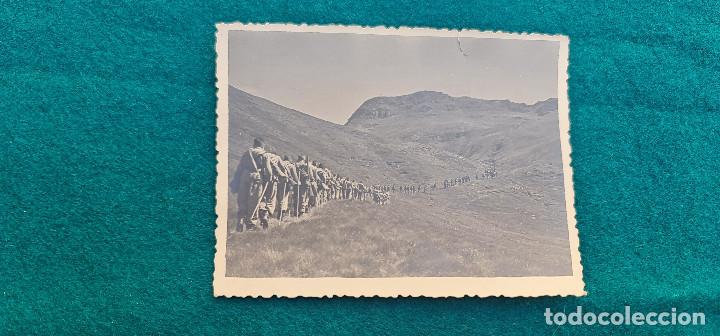 Military Antiques: FOTOGRAFIA MARCHA MILITAR SENDERO PIRINEOS (1949)