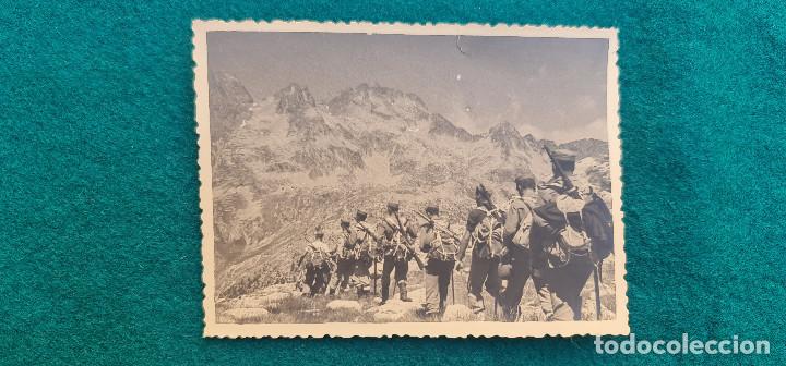 Military Antiques: FOTOGRAFIA MARCHA MILITAR SENDERO PIRINEOS (1949)