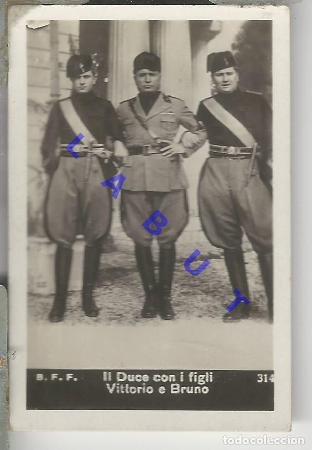 Military Antiques: IL DUCE BENITO MUSSOLINI CON I FIGLI VITTORIO E BRUNO BFF 303 FASCISMO 7X4,5 H45