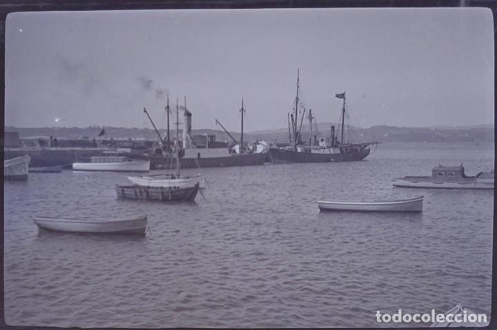 Militaria: FOTOGRAFIA EN NEGATIVO DE CELULOIDE DE BARCOS EN EL PUERTO DE MELILLA GUERRA DEL RIF, SE HA POSITIVA