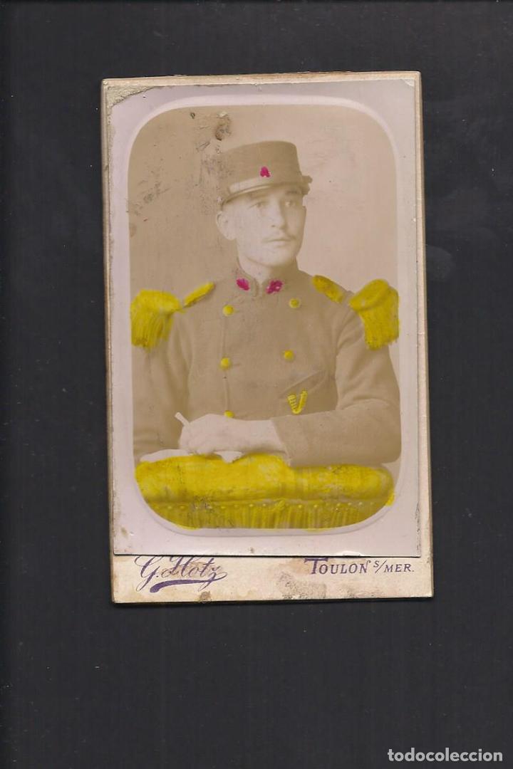Militaria: Fotograf&iacute;a antigua . Militar. Siglo XIX. Medidas aprox. 6.5 - 10.5 cm