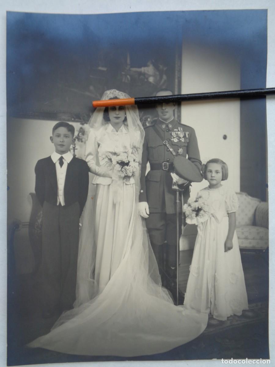 Militaria: FOTO BODA OFICIAL CABALLERIA MEDALLA MILITAR INDIVIDUAL, AVANCE ESCALA, ETC ... 17 X 22,5 CM