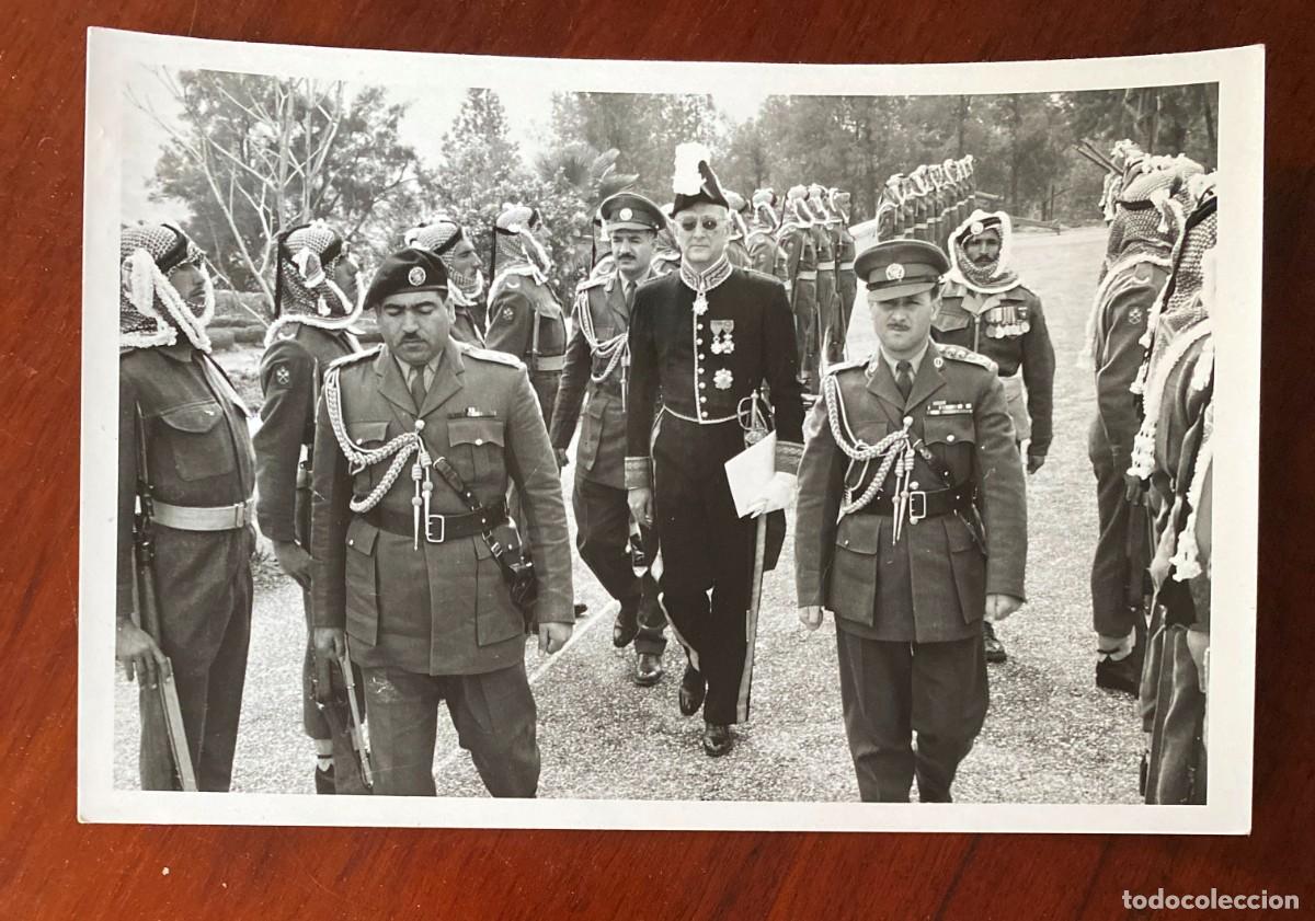 Military Antiques: FOTOGRAFIA DE EMBAJADOR ESPA&Ntilde;OL EN JORDANIA, FOTO ALBERT FLOUTY (AMMAN), MIDE 17,5 X 12 CMS.